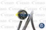 VEMO Датчик, частота вращения колеса V20-72-0447