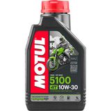 MOTUL 4 taktu dzinēja eļļa 104062